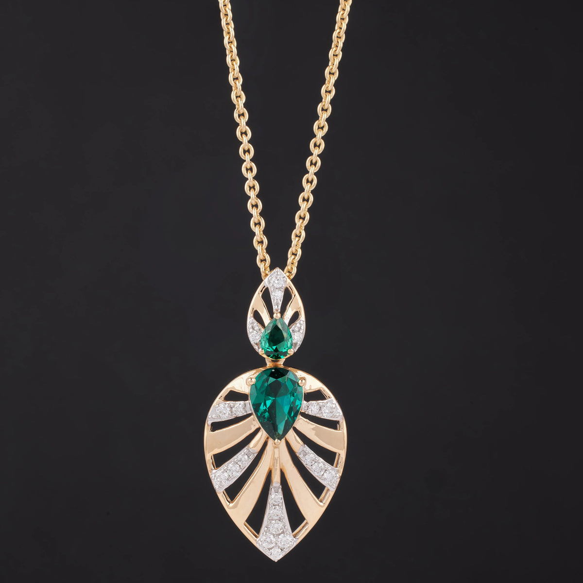 Green Diamond Pendant 