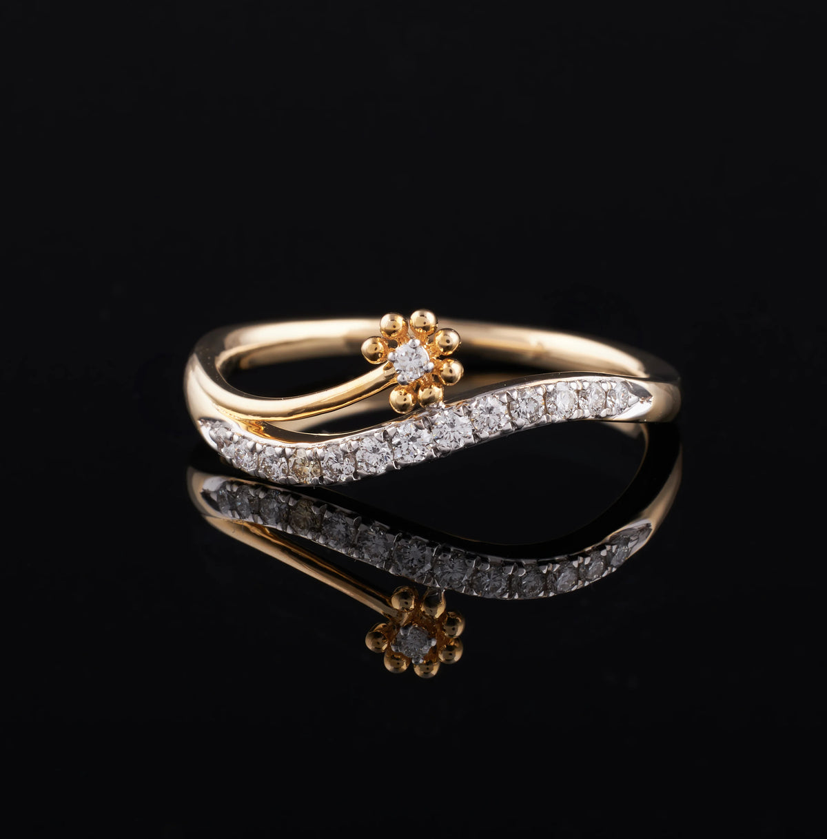 single Diamond ring